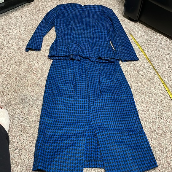 Vintage Blue Houndstooth Skirt Set - Picture 12 of 12